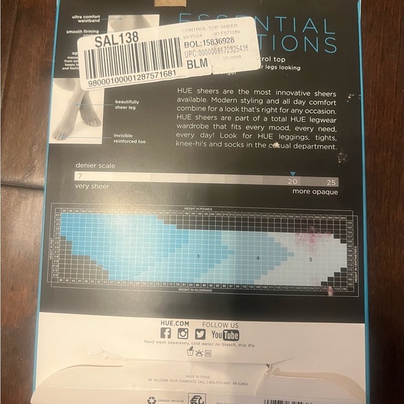 Hue Women's Age Defiance Control Top Pantyhose Natural size 3 - Picture 2 of 7